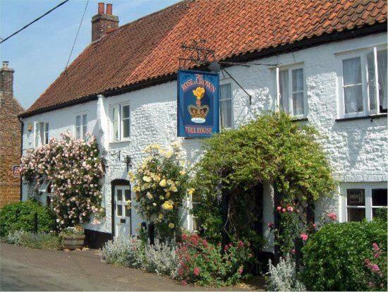 The Rose & Crown, Snettisham Hotel Buitenkant foto